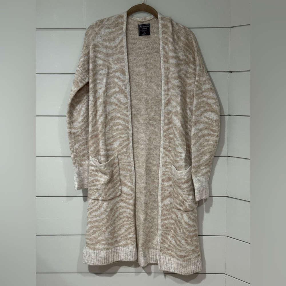 Abercrombie & Fitch A&F Dust Sweeper Long Cardigan Sweater Size XS